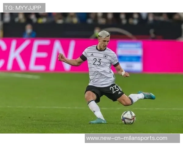 利物浦有意引进多特蒙德中卫施洛特贝克并已展开接触 利物浦有意引进多特蒙德中卫施洛特贝克并已展开接触