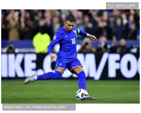 卡拉雷斯谈球队目标与姆巴佩居莱尔良好关系的深度分析 卡拉雷斯谈球队目标与姆巴佩居莱尔良好关系的深度分析