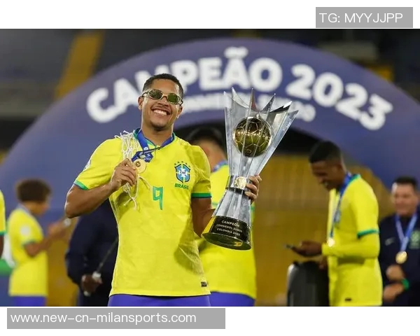 巴媒报道罗克因发布恐同言论被起诉或面临5到10场禁赛处罚