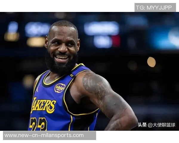 詹姆斯强调团队合作的重要性以身作则激励队友共同进步