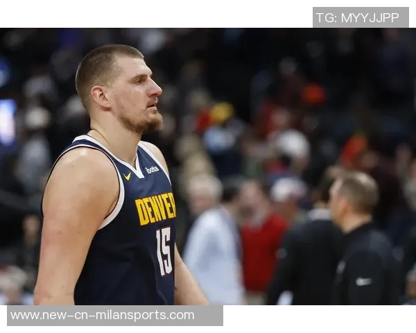 约基奇八场比赛场均33分12篮板11助攻投篮命中率高达71三分命中率56令人震惊