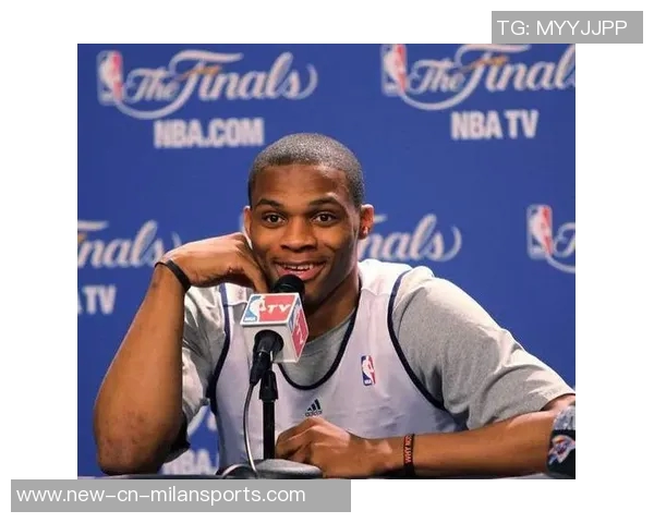 Lowe称赞三球进攻能力出众难以找到类似球员 Lowe称赞三球进攻能力出众难以找到类似球员