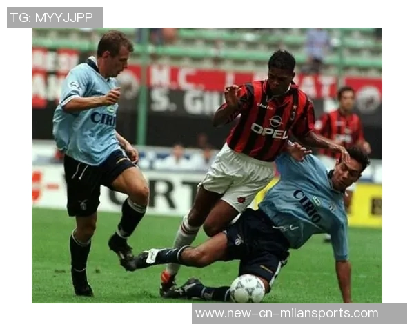 青年欧冠巴萨逆转巴黎克鲁伊维特小儿子精彩兜射锁定胜局 青年欧冠巴萨逆转巴黎克鲁伊维特小儿子精彩兜射锁定胜局