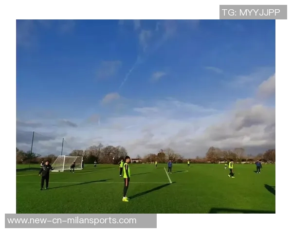 助攻内托展现团队默契吉滕斯坚信训练成果将助力更好表现 助攻内托展现团队默契吉滕斯坚信训练成果将助力更好表现